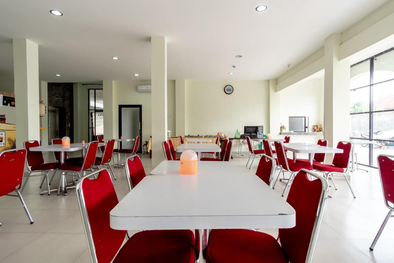 Oyo 1940 Cendana Syariah Hotel