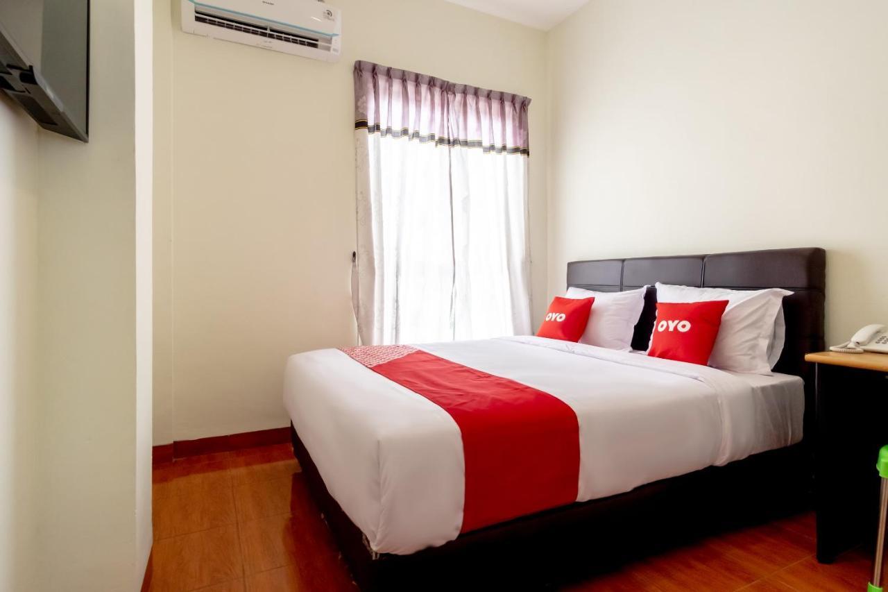 Oyo 1940 Cendana Syariah Hotel